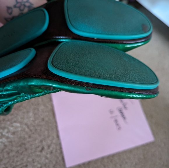 Tieks Emerald Patent size 7 - Picture 3 of 8